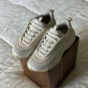 Women’s Nike Air Max 97 Triple White Leather and Mesh Size 6